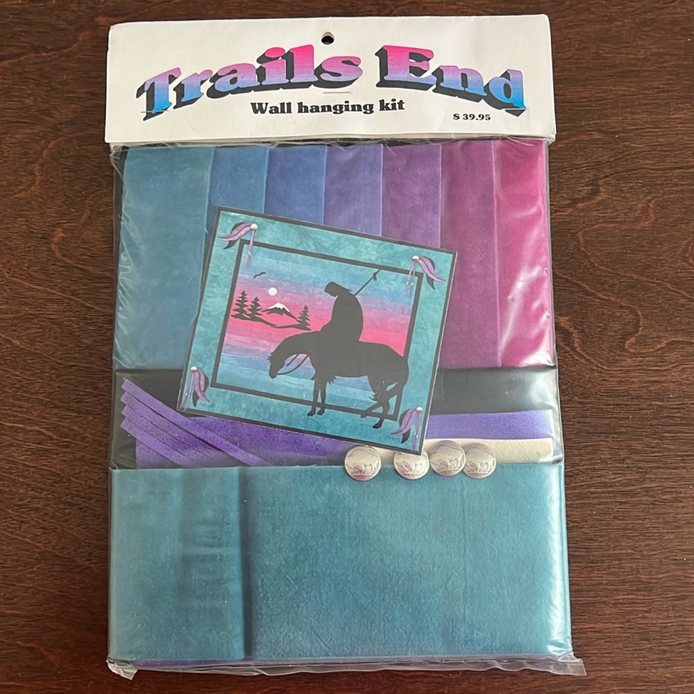 Trails End Wall Hanging Kit
